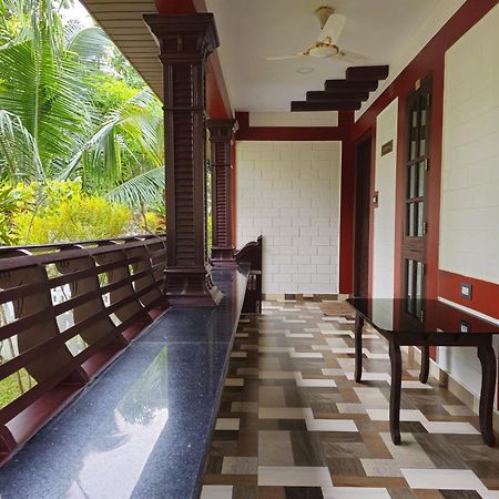 Leisure Valley Beach Resort Varkala Luaran gambar